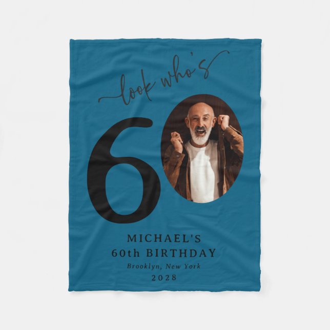 Funny Look Whos 60 Stylish 60th Birthday  Fleecefilt (Framsidan)
