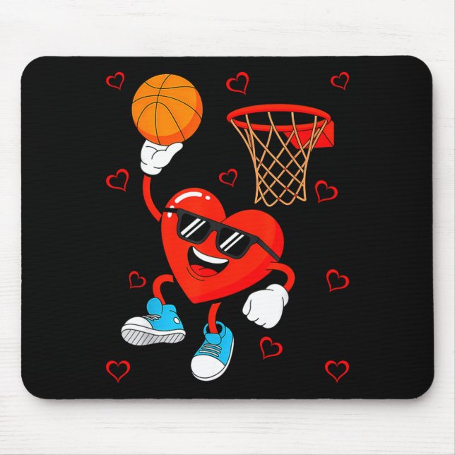 Funny Love Basketball Heart Shape Happy Valentine' Musmatta (Framsidan)