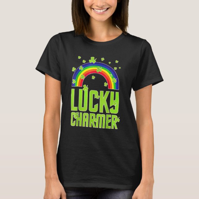 funny Lucky Charmer shamrock charm St patricks day T Shirt (Framsida)
