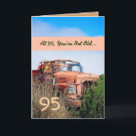 FUNNY Lycklig 95:e födelsedagen - Vintage Orange L Kort<br><div class="desc">Detta kort med vintagen lastbil i fält är ett roligt sätt att önska en mycket speciell kille grattis på födelsedagen. All text är anpassade.En roligt och ett kort av ett slag! Om du vill se mer av mina födelsedagskort skriver du in det år du vill ha och skriver eller klipper...</div>