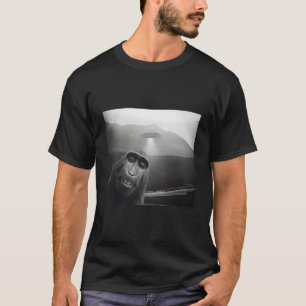 Funny Macaque Monkey Selfie Älskare Alien Ufo Self T Shirt