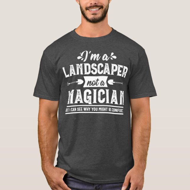 Funny Magician Landscaper Landscaping Gräsmatta Mo T Shirt (Framsida)