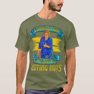 Funny mekanisk reparationstekniker för automatisk t shirt