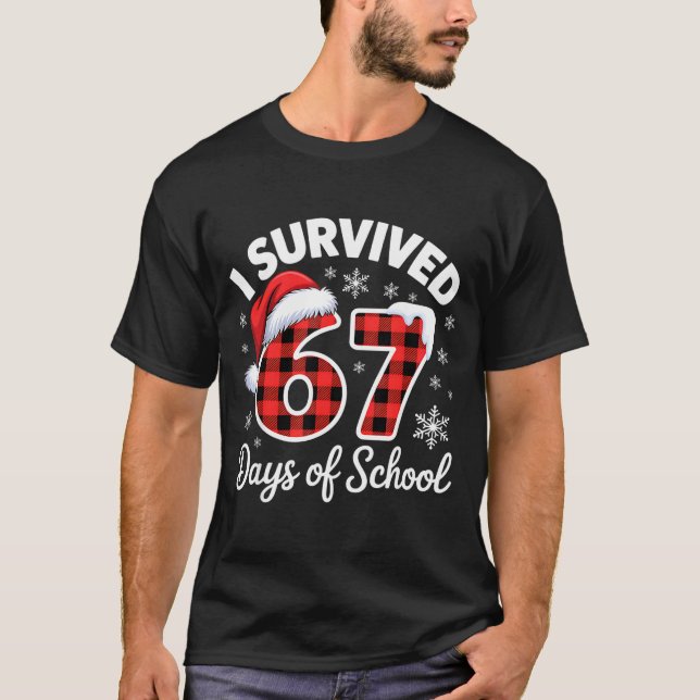 Funny Meme Six Seven Christmas I Survived 67 Days  T Shirt (Framsida)