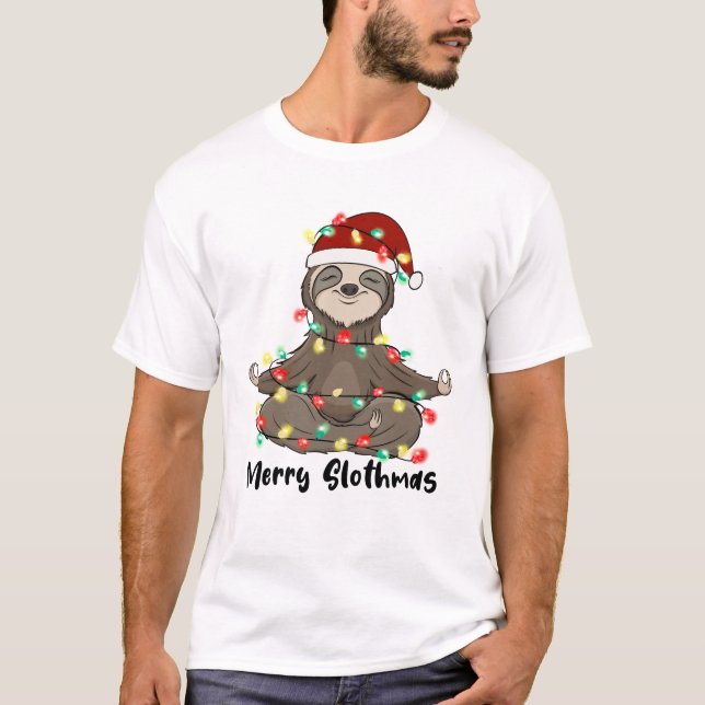 Funny Merry Slothmas Sloth T Shirt (Framsida)