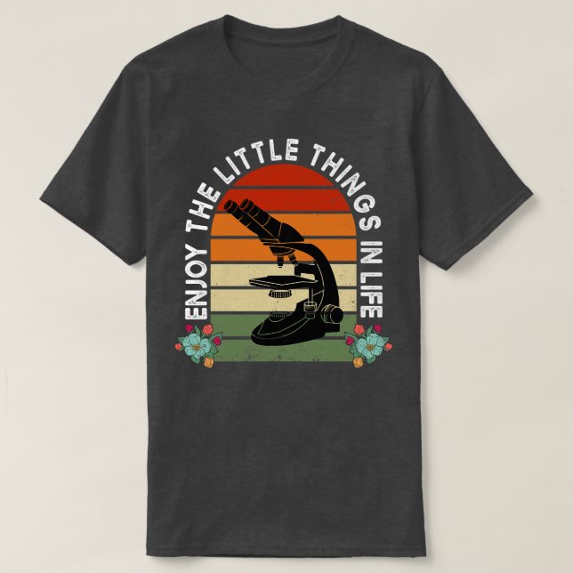 Funny Microscope Microbiologists Biology Nerd Scie T Shirt (Design framsida)