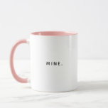 Funny Modern MINE Min kaffe Mugg<br><div class="desc">Stjäl någon alltid ditt kaffe? Se till att folk känner till tillhören i mugg till dig. Modern minimalistisk typografi visar MINE på detta roliga kaffe med två ton mugg.</div>