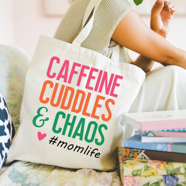 Funny Mom Life Tote Bag Tygkasse (Caffeine Cuddles & Chaos #momlife tote bag.)