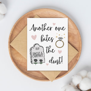 Funny Mörk Humor Gratulerar på din Förlovning Kort