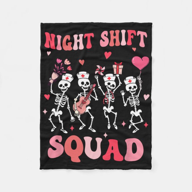 Funny Night Shift Squad Nurses Skeleton Dancing Va Fleecefilt (Framsidan)