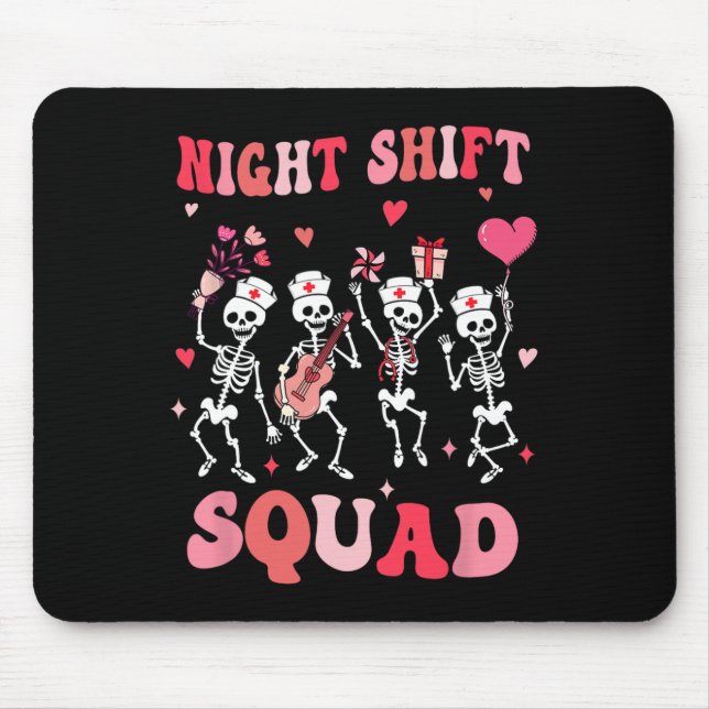 Funny Night Shift Squad Nurses Skeleton Dancing Va Musmatta (Framsidan)