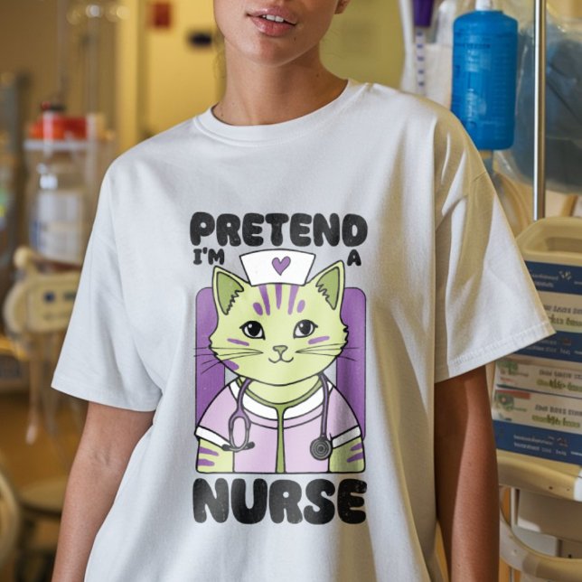 Funny Nurse cat T Shirt (Skapare uppladdad)