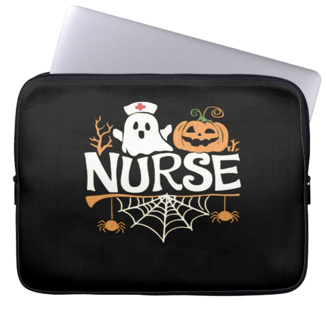 Funny Nurse Halloween Ghost Design Essential T-Shi Laptop Fodral (Framsidan)