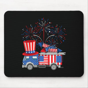 Funny Onkel Sam Firetruck och Fireworks USA flagga Musmatta