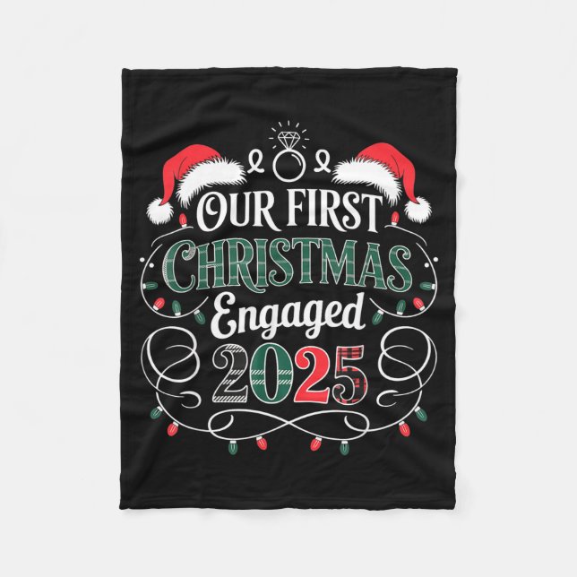 Funny Our First Christmas Engaged 2025 Couples Paj Fleecefilt (Framsidan)