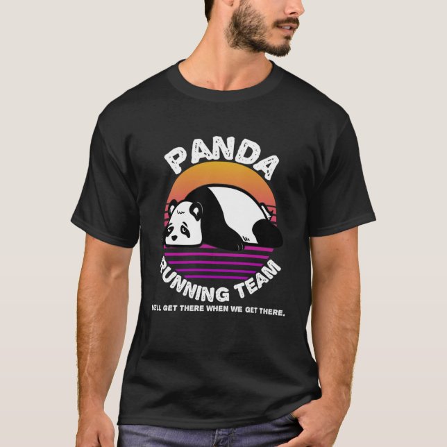 Funny Panda Running Team Shirt Kids Men Women Gift T Shirt (Framsida)