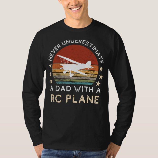 Funny Pappa RC Flygplan Tee - Pappor som flyger hö (Framsida)