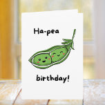 Funny Pea Birthday Kort<br><div class="desc">Det här födelsedagskortet har en bra och lekfull utformning, perfekt för att ge ansikte till mottagaren ett leende. På framsidan visas en söt illustration av två ärter i en pod med lycklig-uttryck, tillsammans med den luddiga texten "Ha-pea-födelsedag!" i ett glatt typsnitt. Inuti finns det utrymme för ett personlig-meddelande som gör...</div>