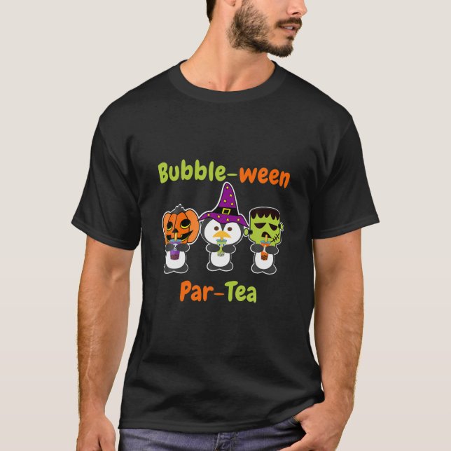 Funny Penguin Halloween fest Boba Bubble Tea T Shirt (Framsida)