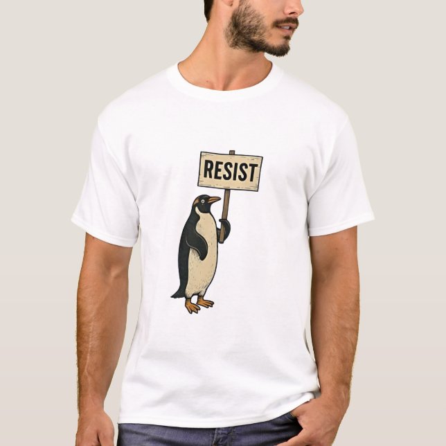 Funny Penguin protesterar mot Tarrifs T Shirt (Framsida)