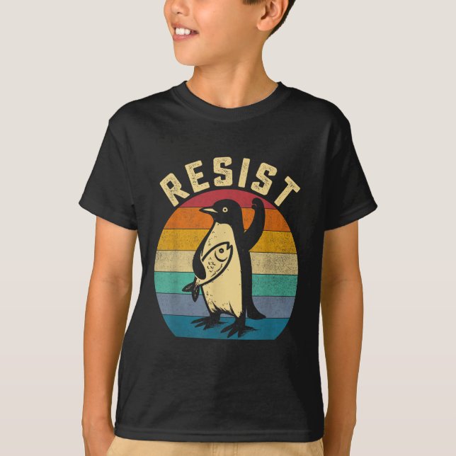 Funny Penguin Resistenguins protest mot Tari T Shirt (Framsida)