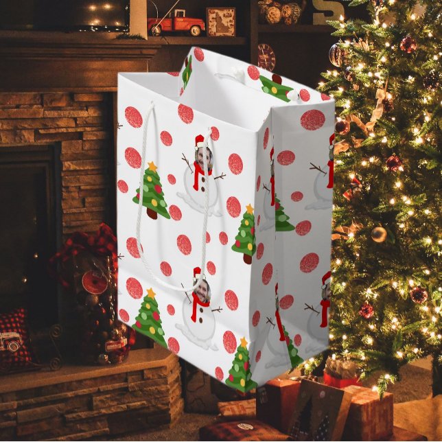 Funny Photo Ansikte White Red Grönt Snögubbe Julaf (Funny Photo Face White Red Green Snowman Xmas Medium Gift Bag)