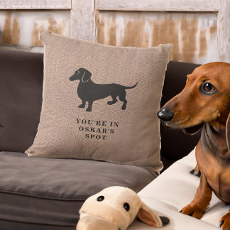 Funny Pillow Marks Dachshund's Spot på Soffa Kudde