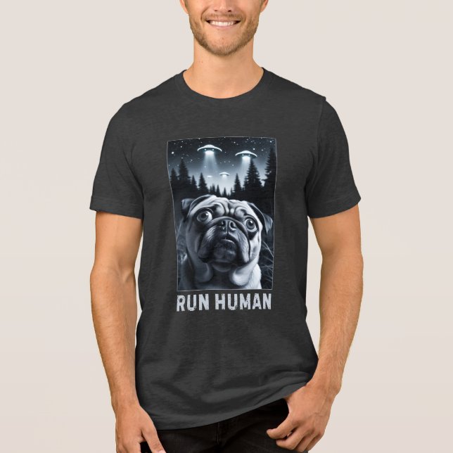 Funny Pug Selfie UFO Alien Encounter Hund Gift T Shirt (Framsida)
