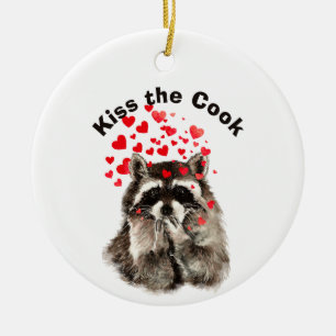 Funny Quote Kiss the Cook Cute Raccoons, Animal Julgransprydnad Keramik