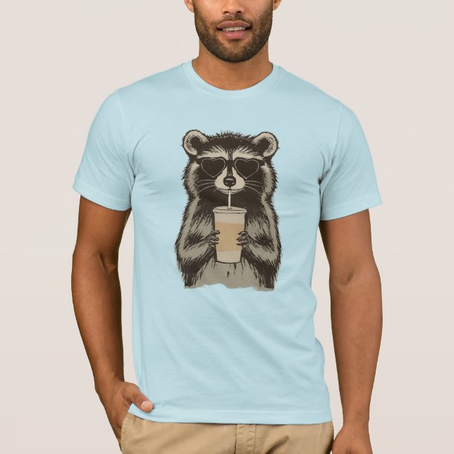 Funny Raccoon Drinking Iced Coffee T Shirt (Framsida)