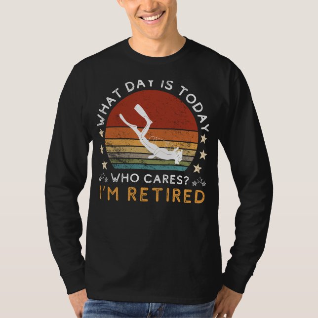 Funny Retired Scuba Diving Tee - Who Cares What Da (Framsida)