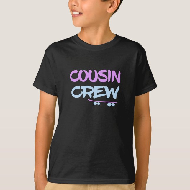 Funny Retro Cousin Crew Retro T Shirt (Framsida)