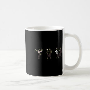 Funny Retro Frankenstein Monster och Bride Dancing Kaffemugg