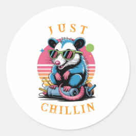 Funny Retro "Just Chillin" Opossum Runt Klistermärke