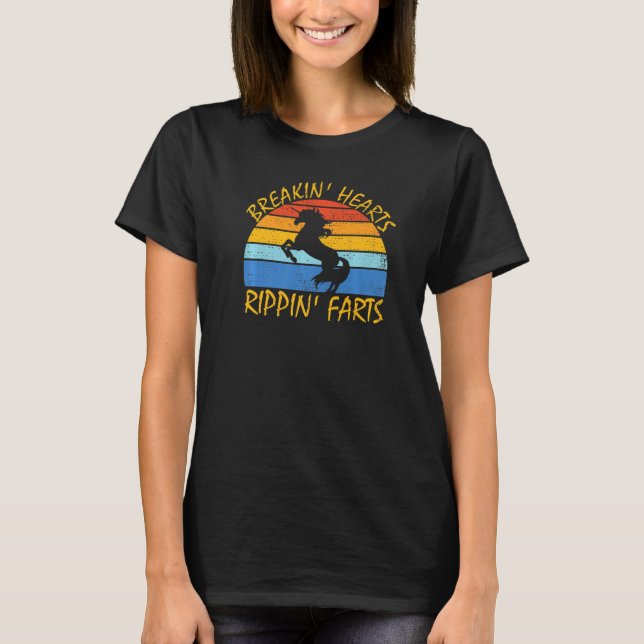 Funny Retro Sunset Unicorn Breaking Hearts Ripping T Shirt (Framsida)