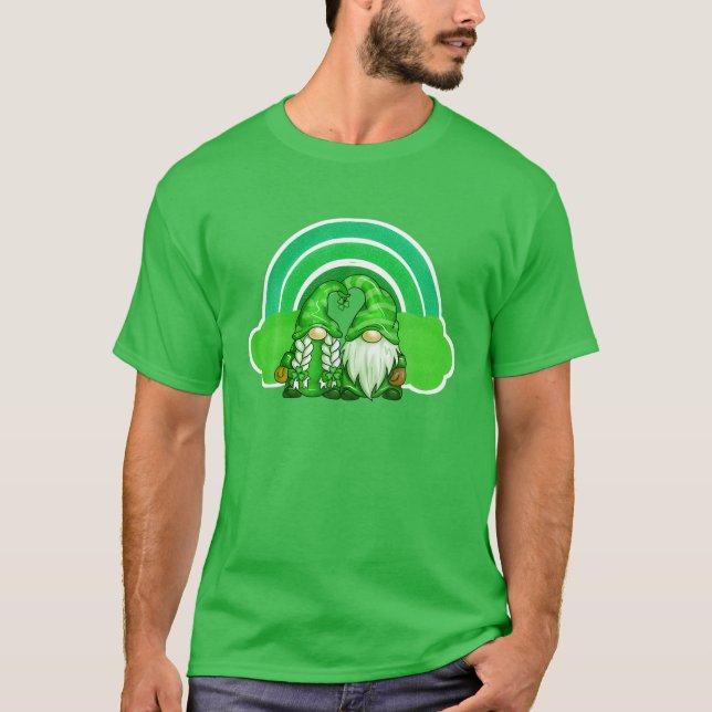 Funny Saint patrick Gnome St patricks day Rainbow T Shirt (Framsida)