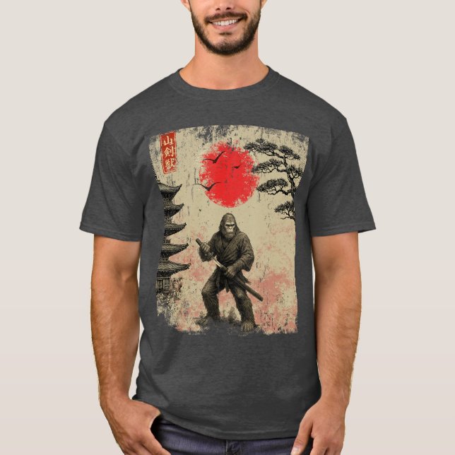 Funny Samurai Bigfoot Japanese Art Graphic Tee Ani (Framsida)