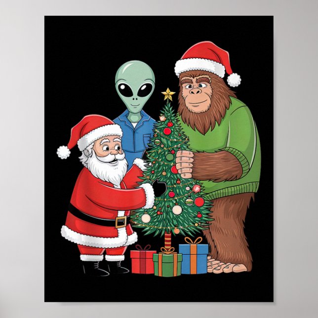 Funny Santa Bigfoot Alien Decorating jul Tre Poster (Framsidan)