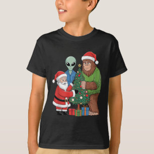 Funny Santa Bigfoot Alien Decorating jul Tre T Shirt