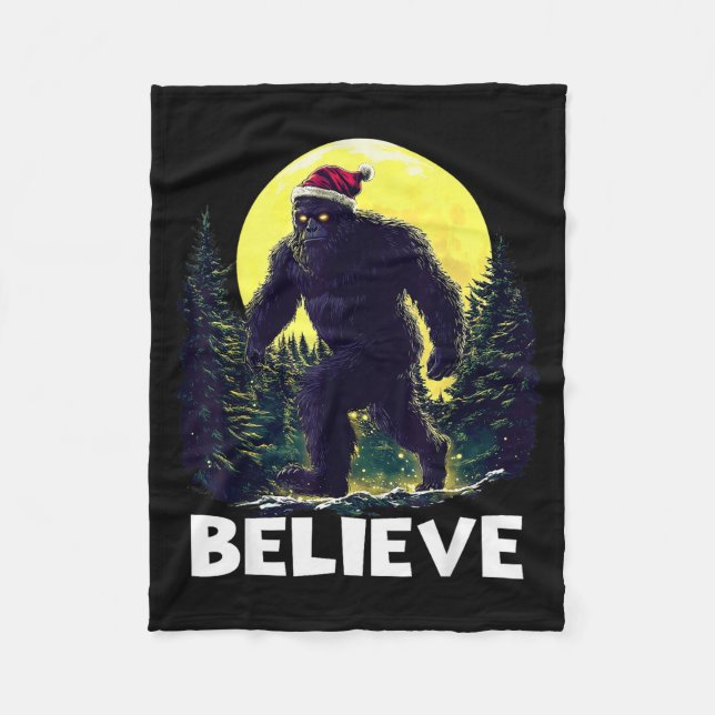 Funny Santa Bigfoot Christmas Sasquatch Believe Xm Fleecefilt (Framsidan)