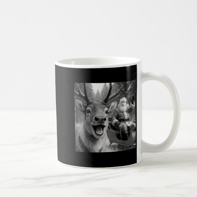 Funny Santa Claus In Sleigh With Reindeer Christma Kaffemugg (Höger)