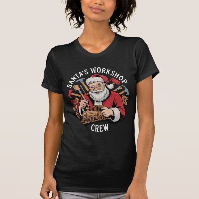 Funny Santa’s Workshop Crew Christmas Helper T Shirt (Framsida)