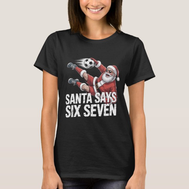 Funny Santa Soccer Kicking Ball Graphic Tee | Chri (Framsida)