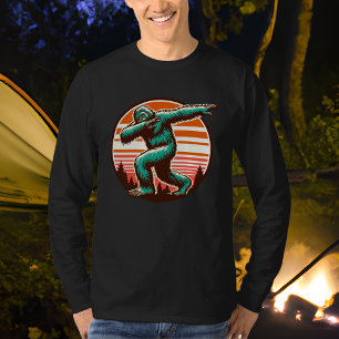Funny Sasquatch Bigfoot Dabbing Personlig T Shirt