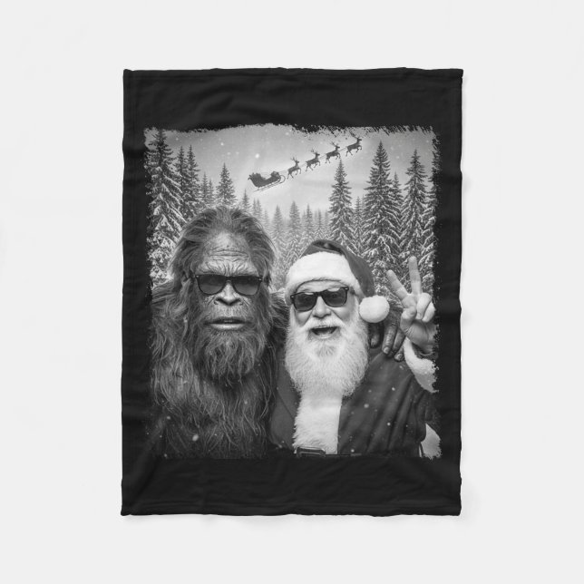 Funny Sasquatch Meme Cool Selfie With Santa Christ Fleecefilt (Framsidan)