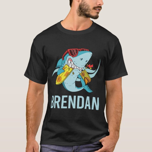 Funny Shark - Brendan Namn T Shirt (Framsida)