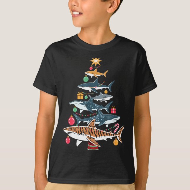 Funny Shark Christmas Tree  T Shirt (Framsida)