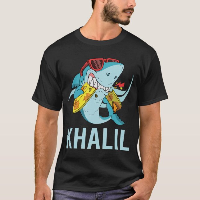 Funny Shark - Khalil Namn T Shirt (Framsida)