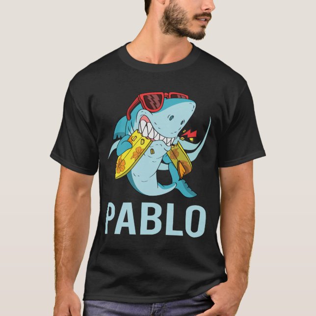 Funny Shark - Pablo Namn T Shirt (Framsida)