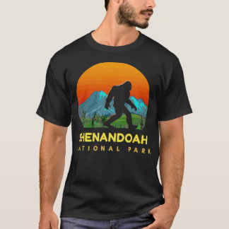 Funny Shenandoah National Park Bigfoot Hiking Vint T Shirt